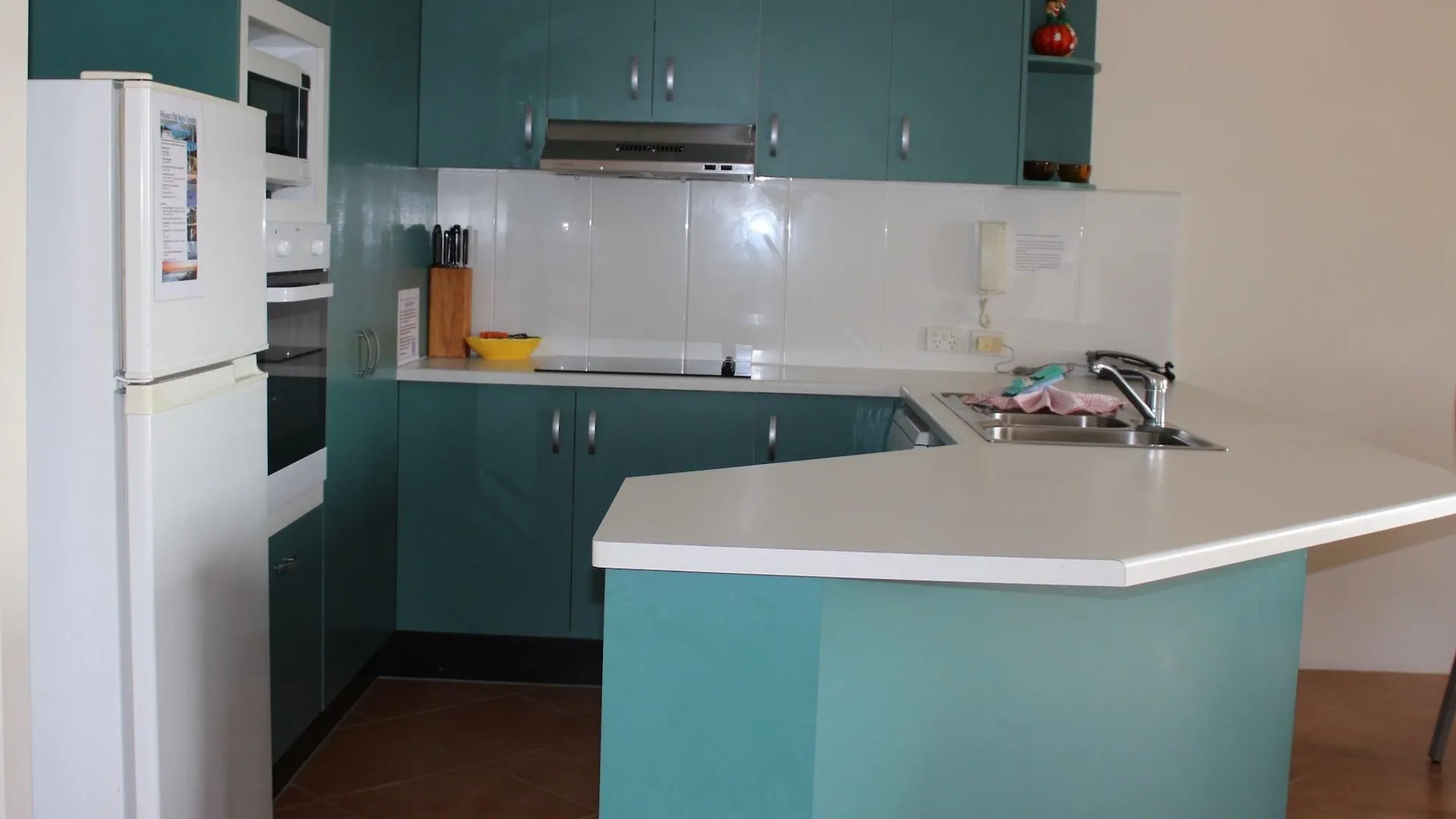 **** Aparthotel Currumbin Sands On The Beach Gold Coast Australia
