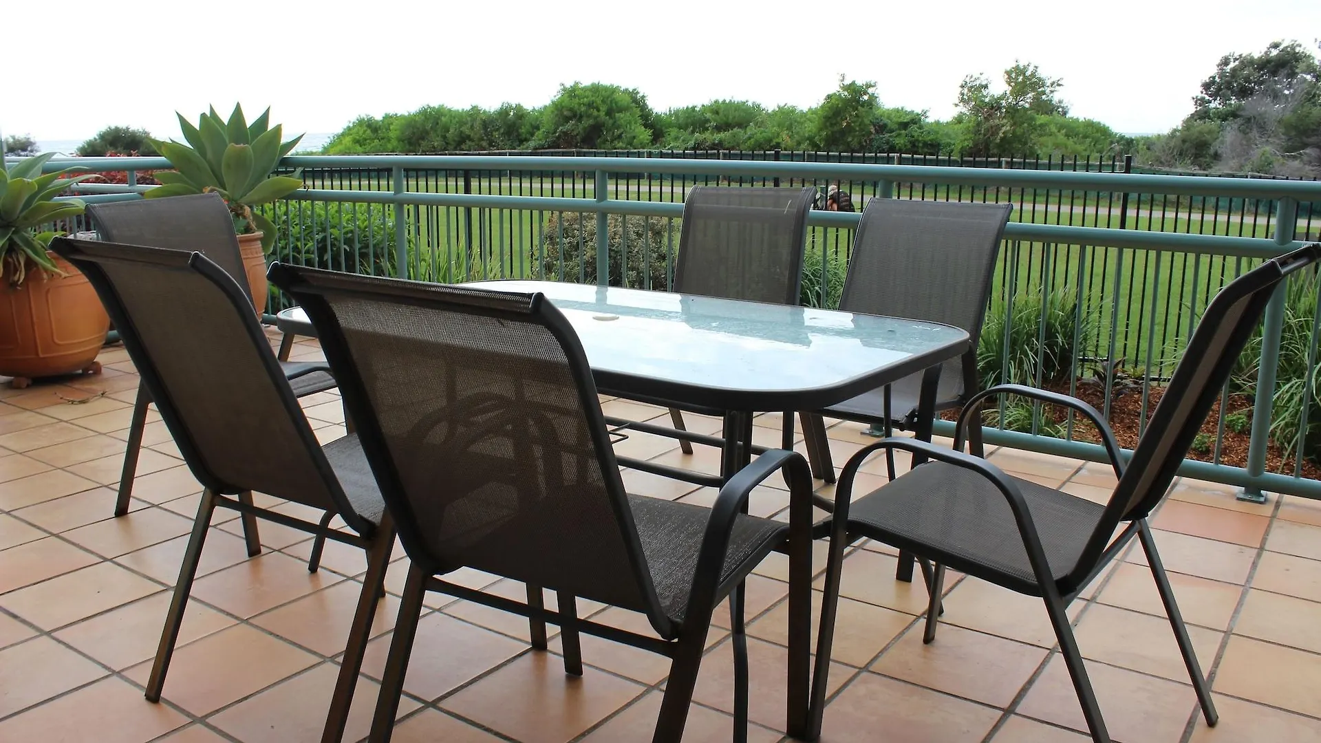 Aparthotel Currumbin Sands On The Beach Gold Coast